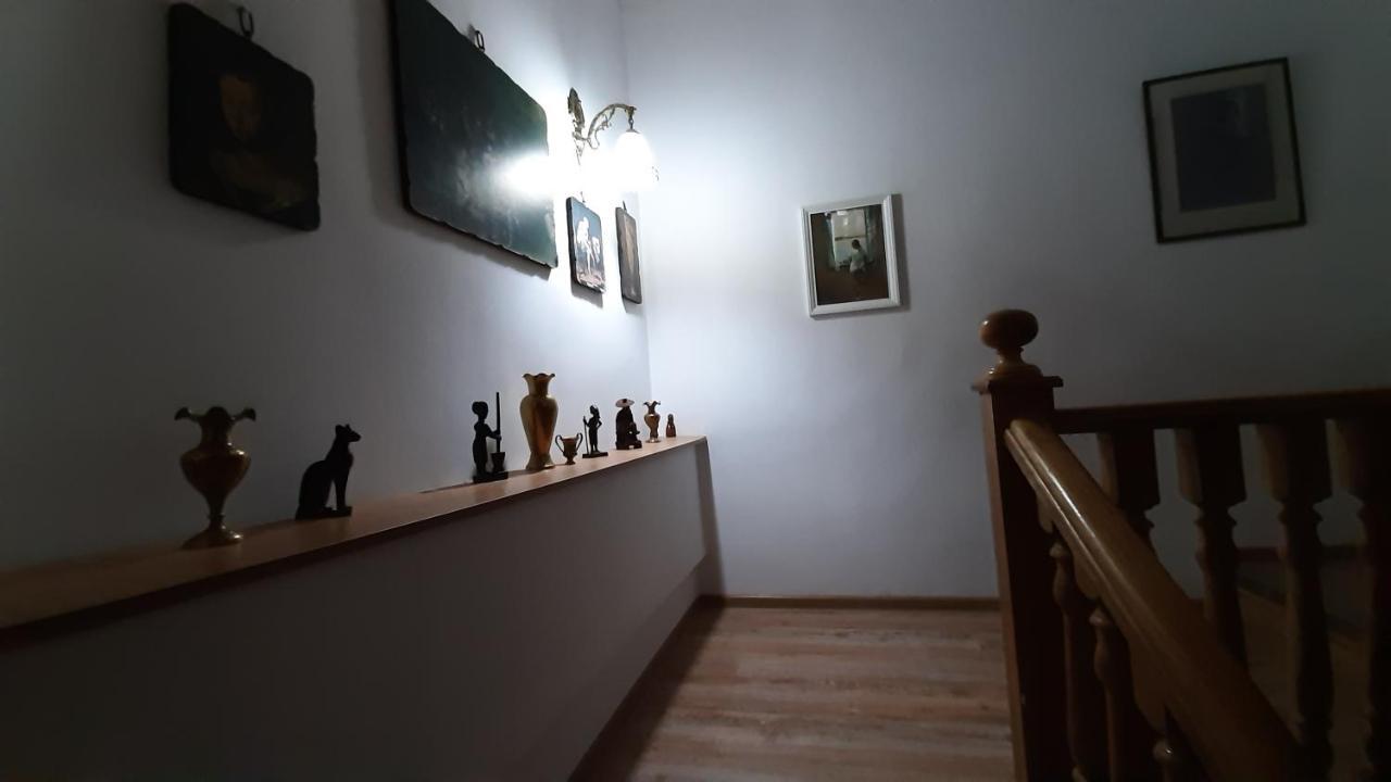 Victoria Guesthouse 库塔伊西 外观 照片